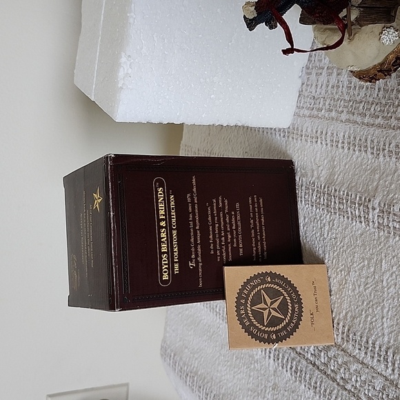 Boyds Bears Let It Snow 1997 Skiing Snowman Christmas Ornament. - Picture 5 of 5